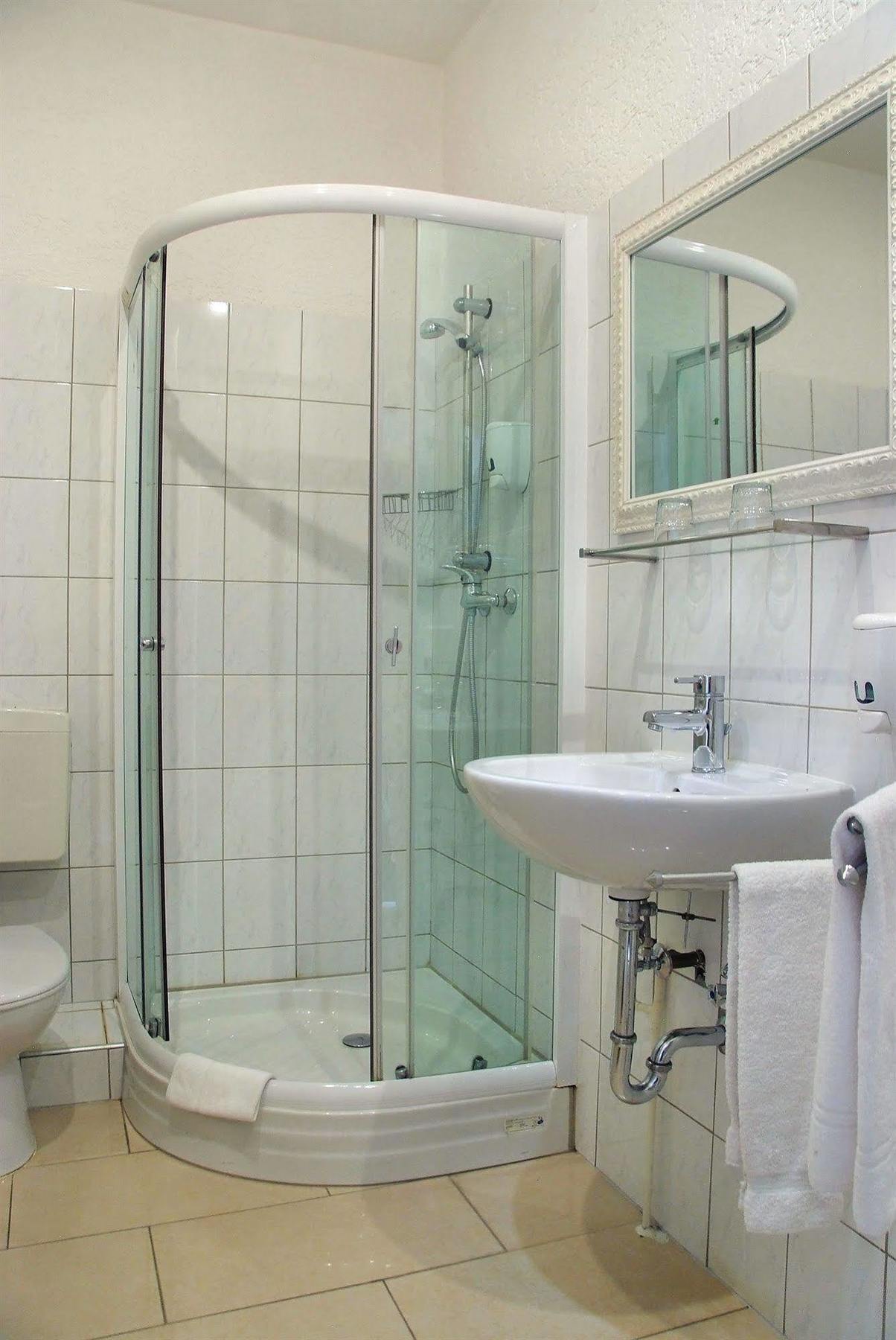 Hotel Monopol Gelsenkirchen Bagian luar foto