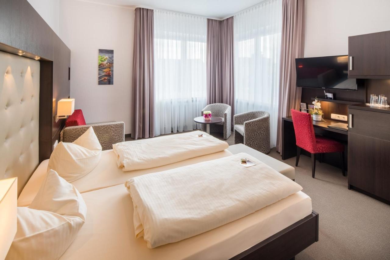 Hotel Monopol Gelsenkirchen Bagian luar foto